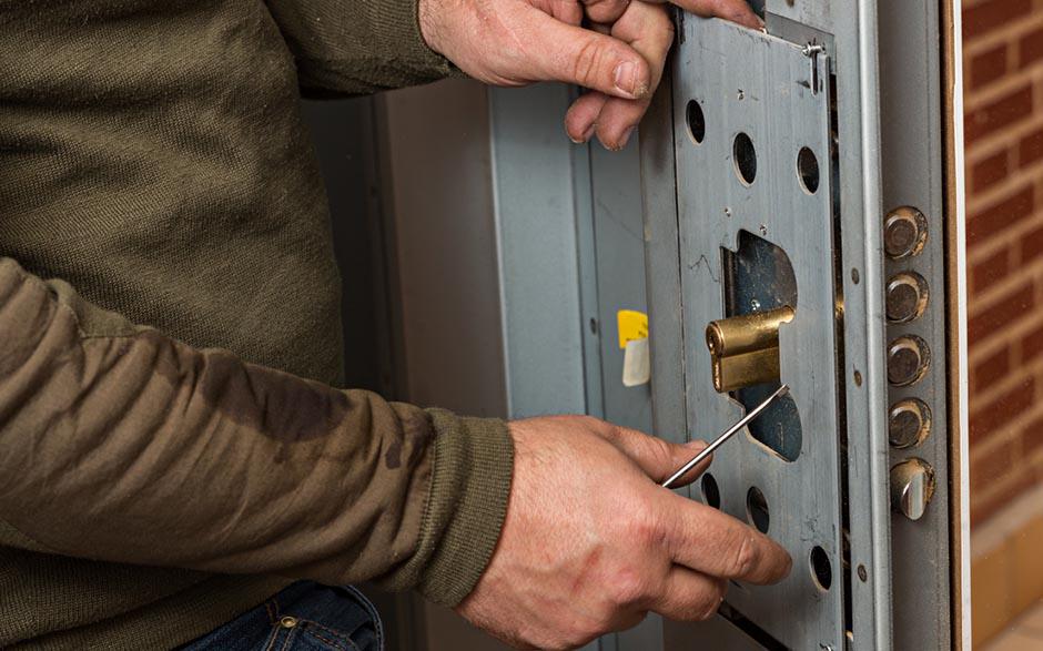 changer un barillet de porte Vincennes